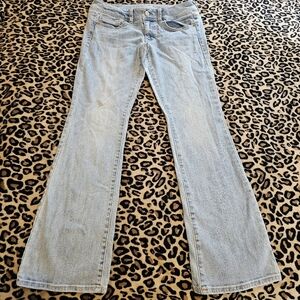 American Eagle Light Wash Blue Kick Bootcut Women's Size 6